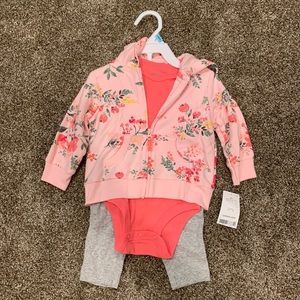 Carters 3 piece set BNWT
